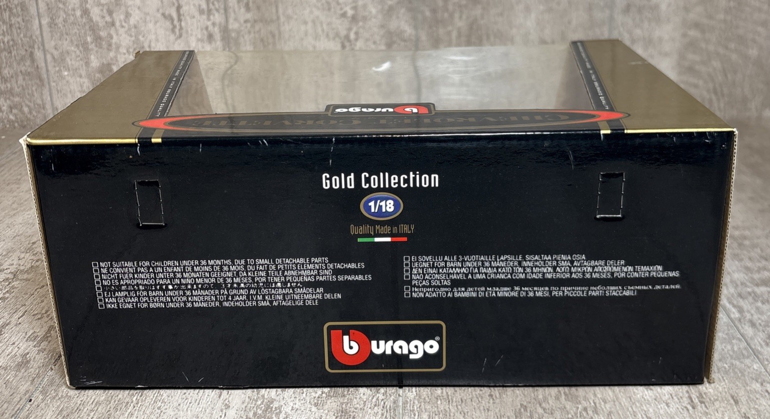 1/18 Burago Gold Collection 1997 Chevrolet Corvette Diecast Car w/ Box Blue