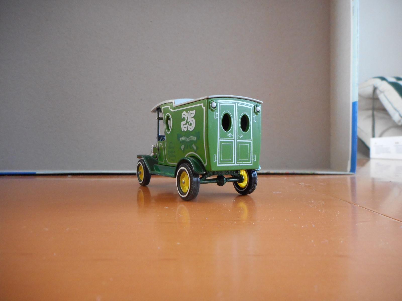 Matchbox Models of Yesteryear Y-12 1912 Ford Model ‘T’ 25 YRS MODELS OF YES+BOX