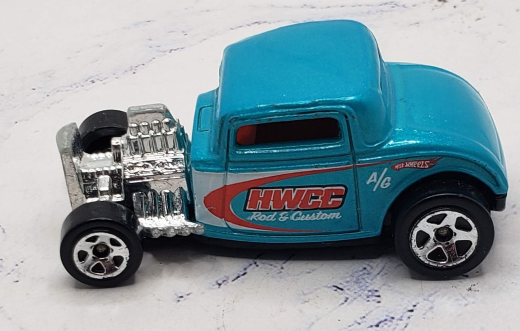 Hot Wheels HW Hot Rods ’32 Ford HWCC Rod & Custom Aqua Blue Car
