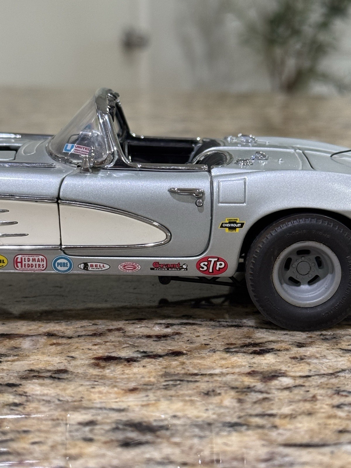 Danbury Mint 1961 Chevrolet Corvette “Gasser” 1:24 Scale – NOT COMPLETE