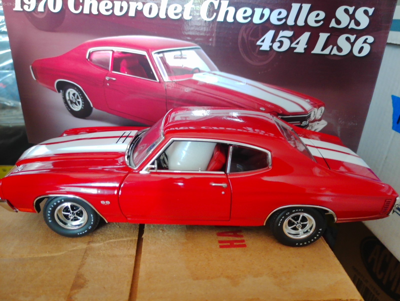 1970 CHEVY CHEVELLE SS 454 BIG BLOCK LS6 CRANBERRY RED 1/18 ACME A1805530 GMP
