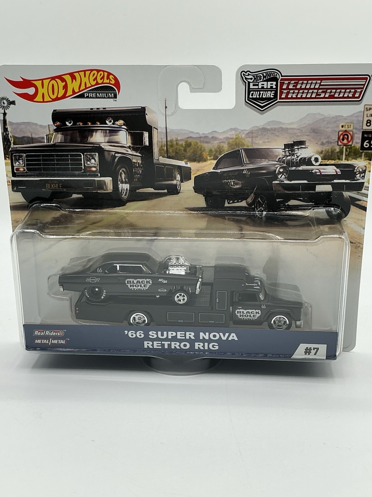 Hot Wheels Team Transport ‘66 Super Nova Retro Rig #7- W 31
