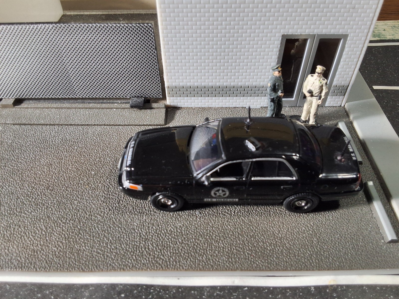 Greenlight Police Ford Crown U.S.MARSHAL SLICK TOP plate reader Custom unit!