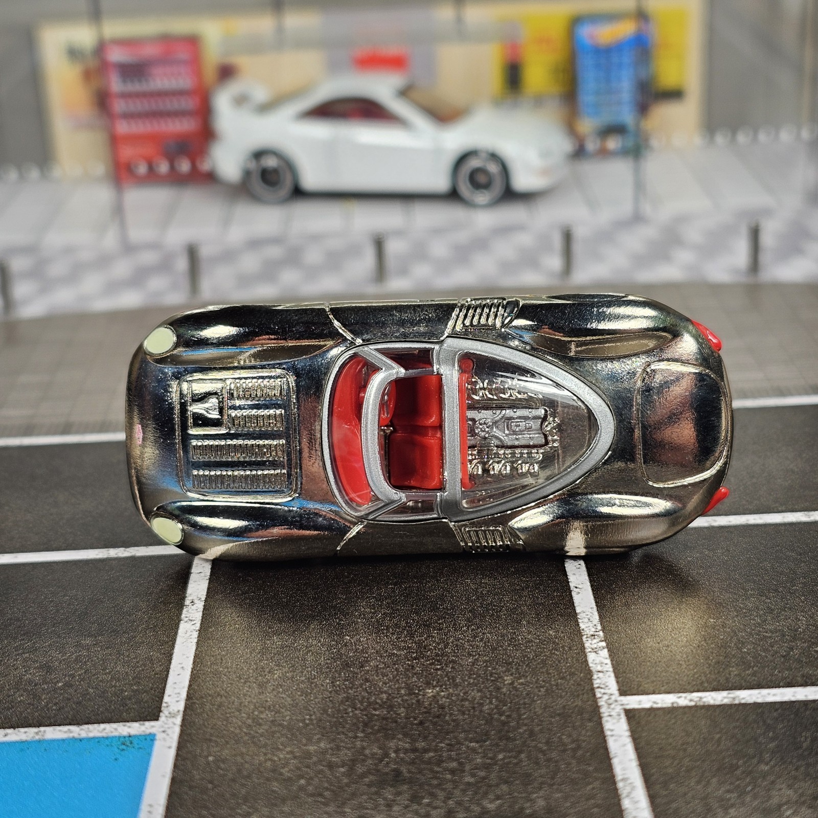 1:64 Hot Wheels Limited Edition 1966 Jaguar XJ13 Real Riders Chrome 66 XJ-13 Raw