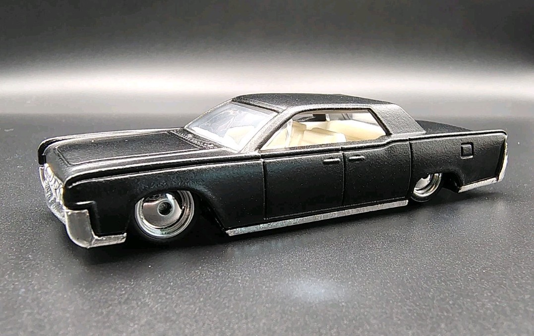 Custom Hot Wheels 64 Lincoln Continental Matte Black Presidential Chrome…