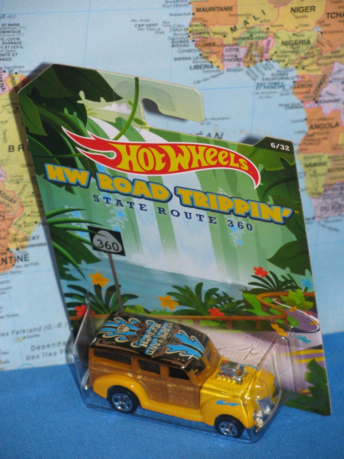 HOT WHEELS 1940s WOODIE #6/32 HW ROAD TRIPPIN STATE ROUTE 360 *BRAND NEW & RARE*