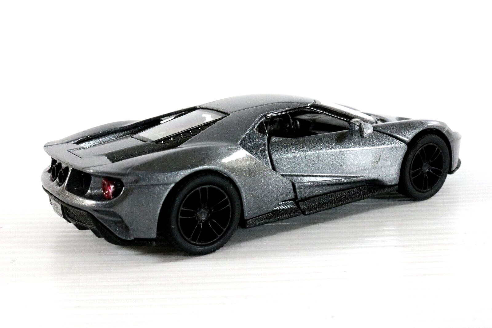 Kintoy 2017 Ford GT 1:38 Diecast Model Toy Pullback Sports Car Gray – 2021
