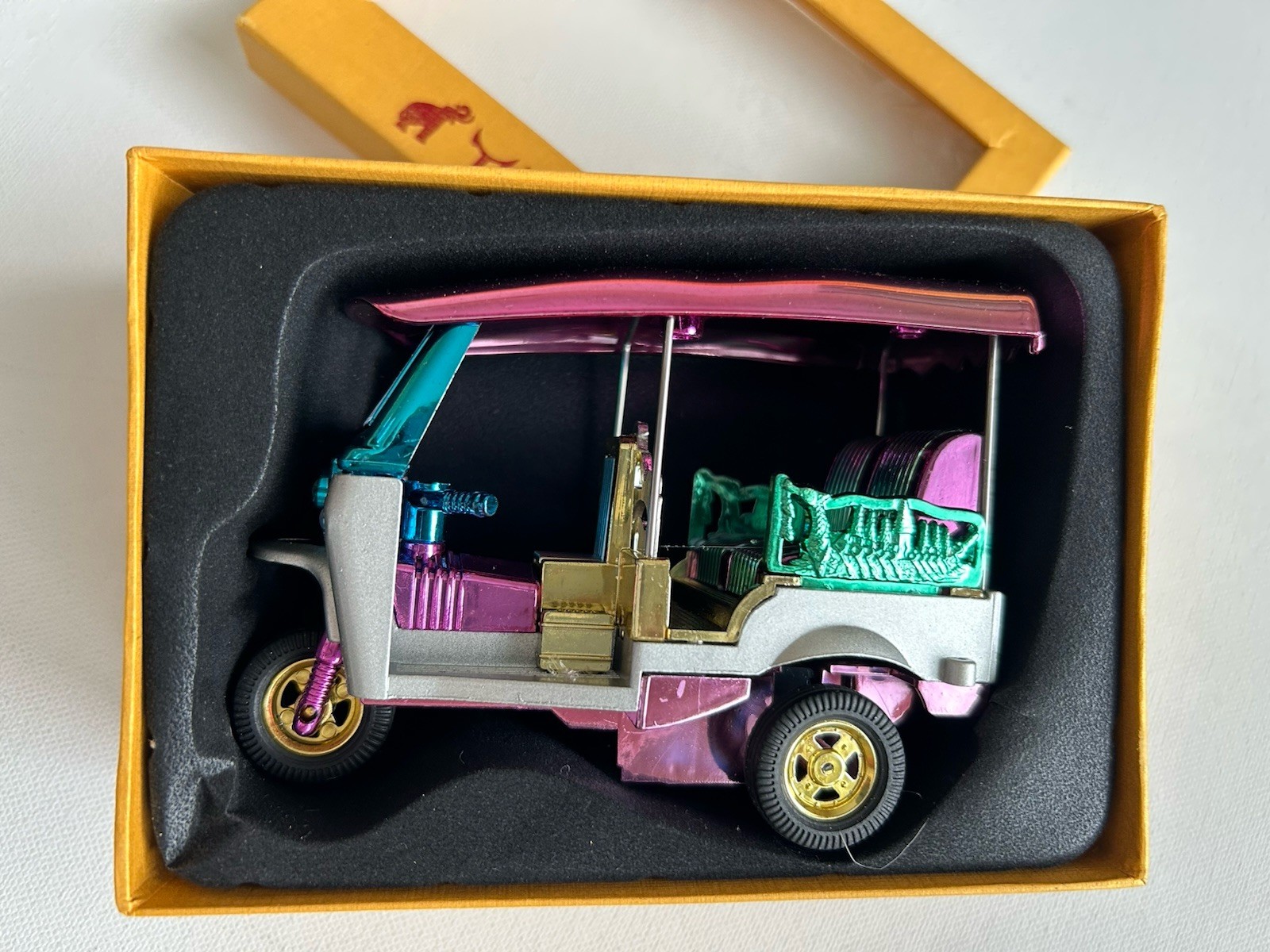Tuk Tuk Taxi Thailand Tricycle Tin Model Handmade Thai Souvenir Collectible Gift