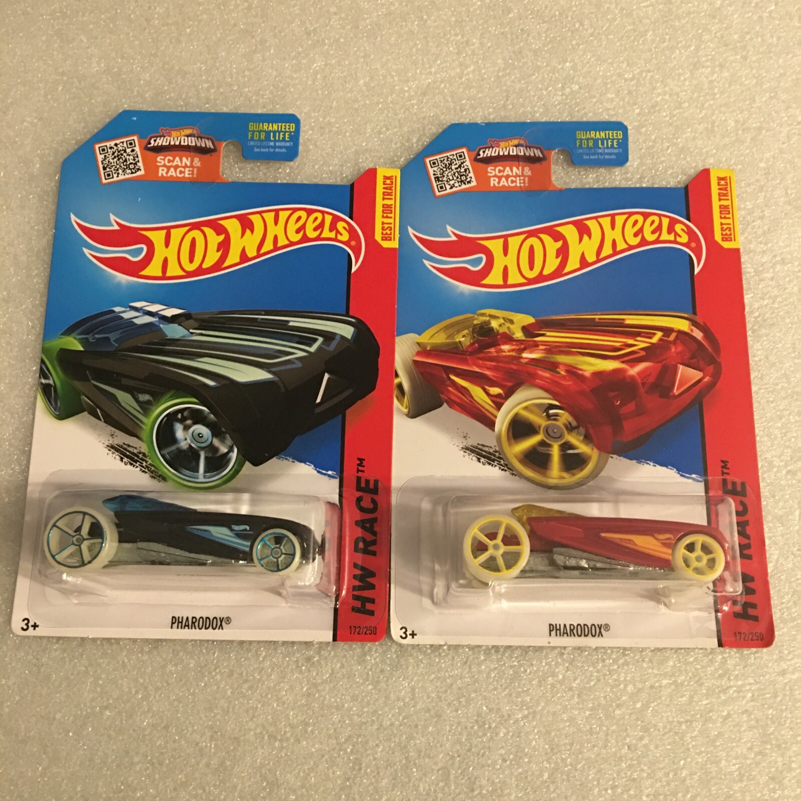Hot Wheels HW Race 2015 (2) Pharodox Black/Red Version 172/250 New On Card B141
