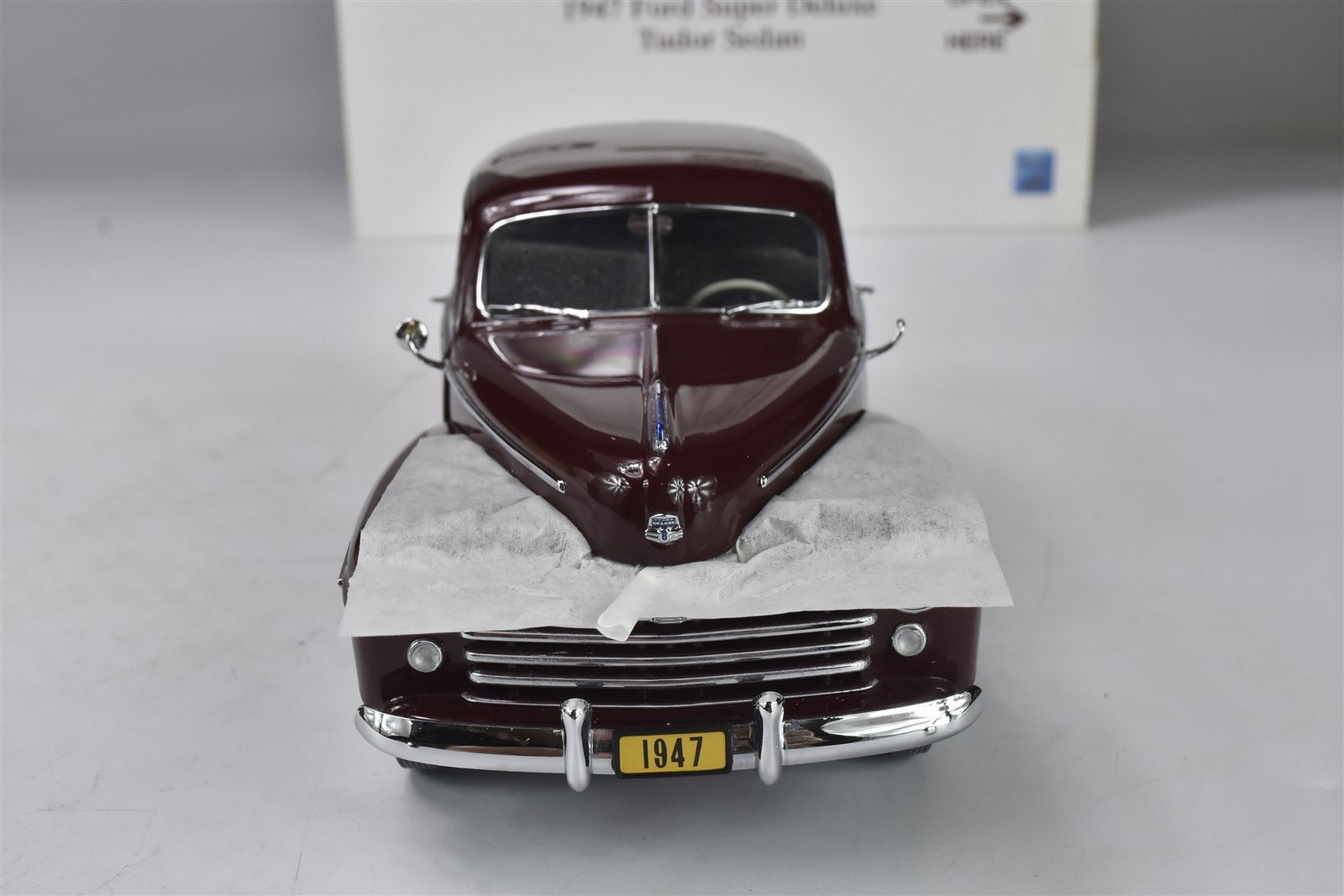 DANBURY MINT 1947 FORD SUPER DELUXE TUDOR SEDAN COT PAPERS ORIGINAL BOX #08502