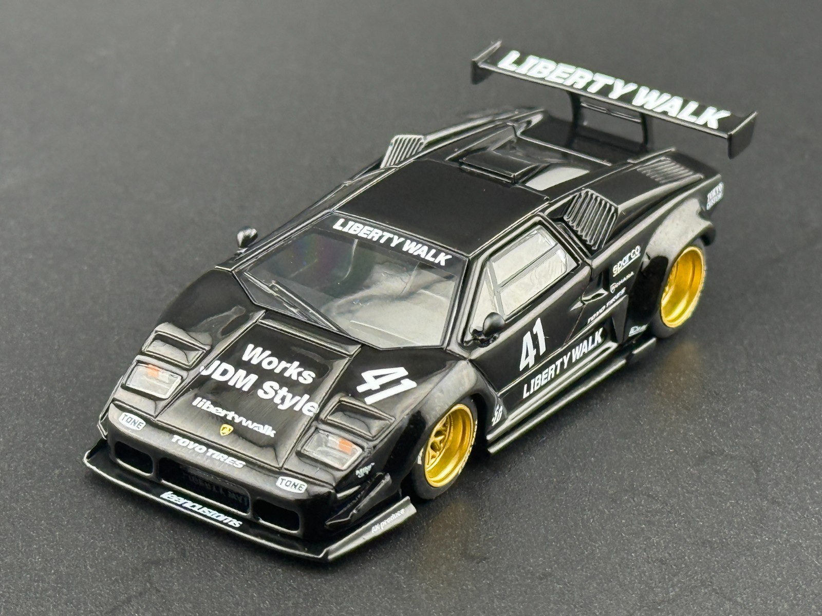 Mini GT Lamborghini Countach LB-WORKS Black #1081 1/64