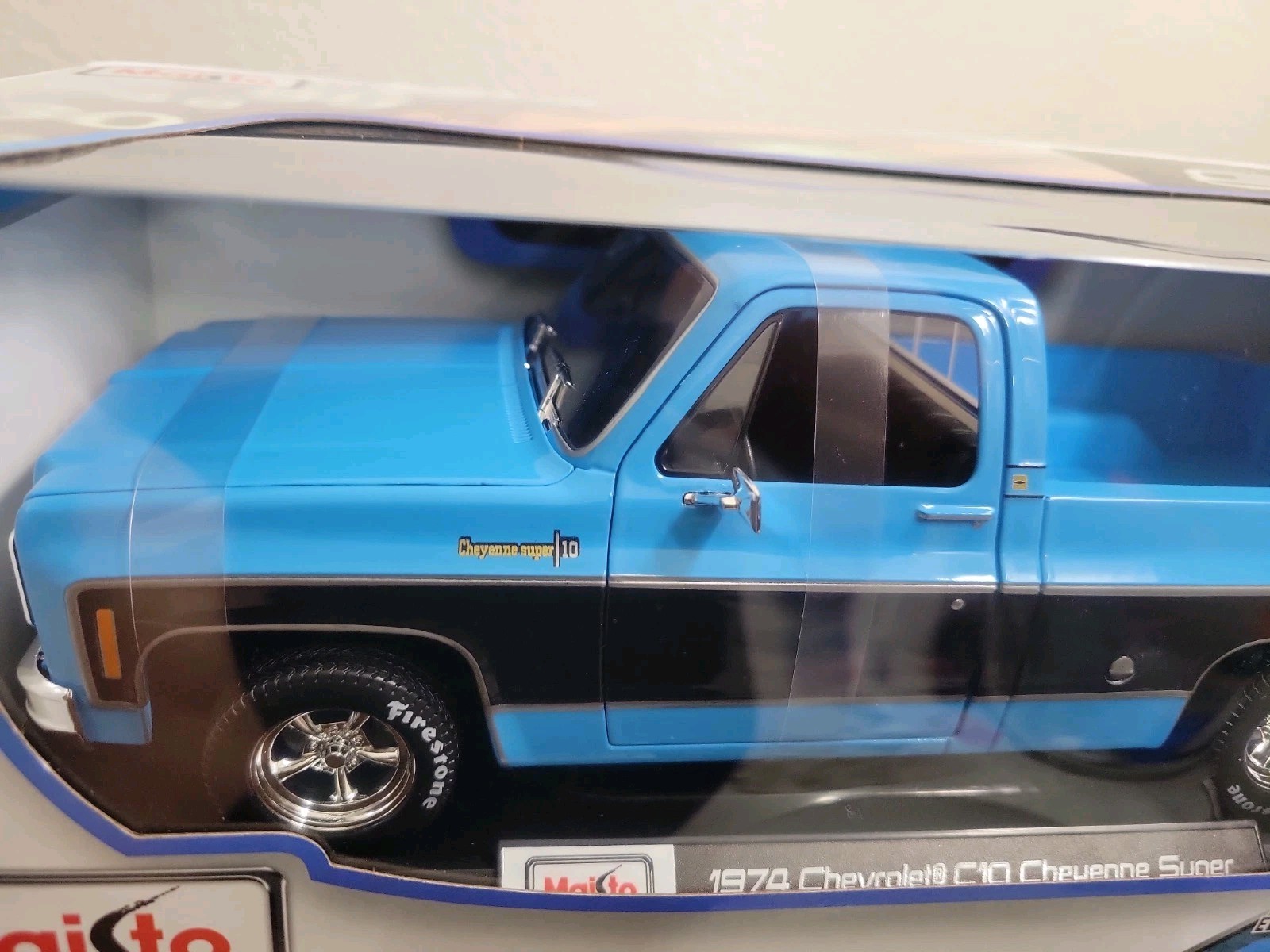 Maisto 1:18 1974 Chevrolet C10 Cheyenne Super Pickup Truck Blue Black Stripe New