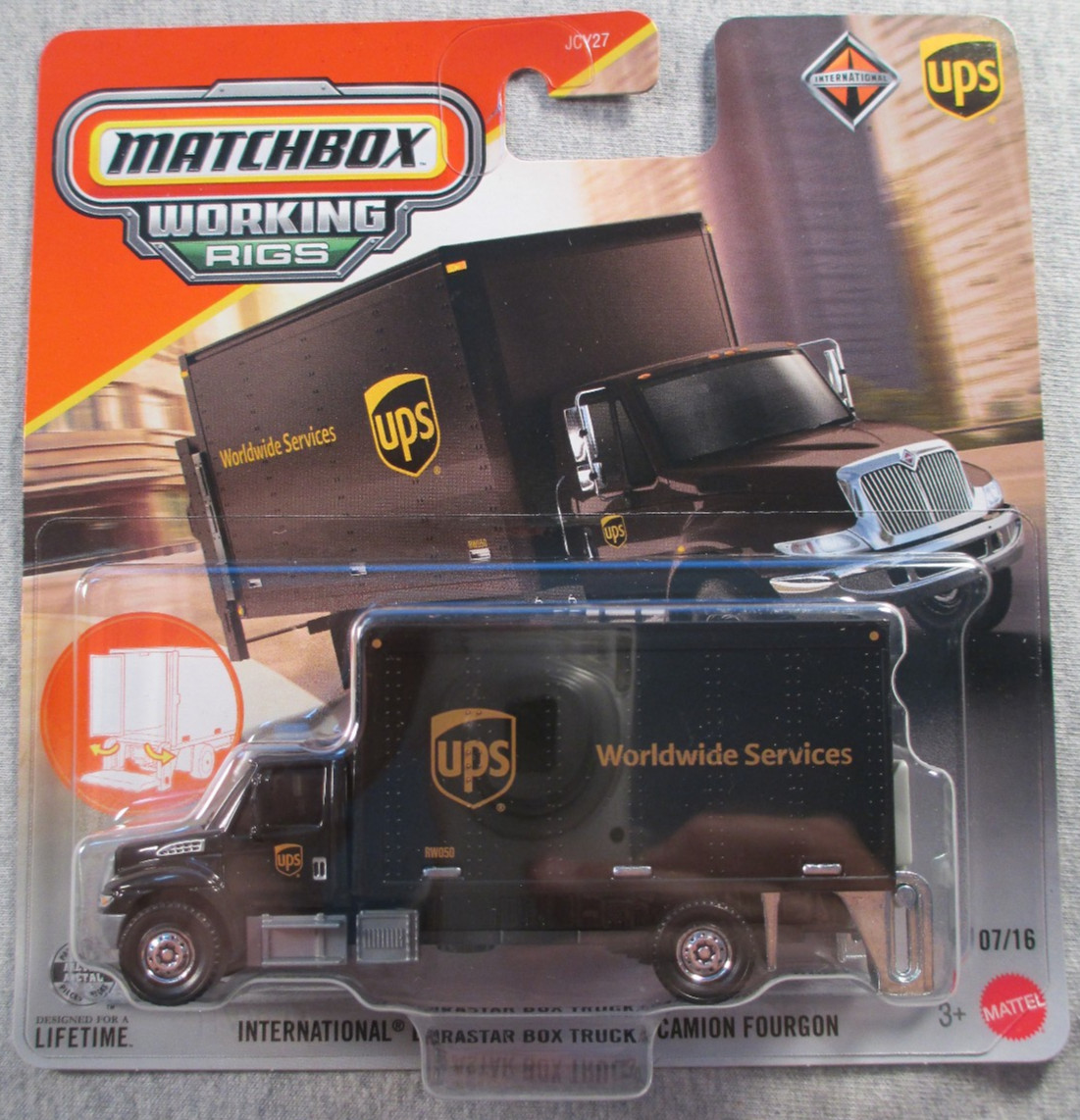 UPS International Durastar Box Truck – Sealed – 2026 Martchbox Working Rigs