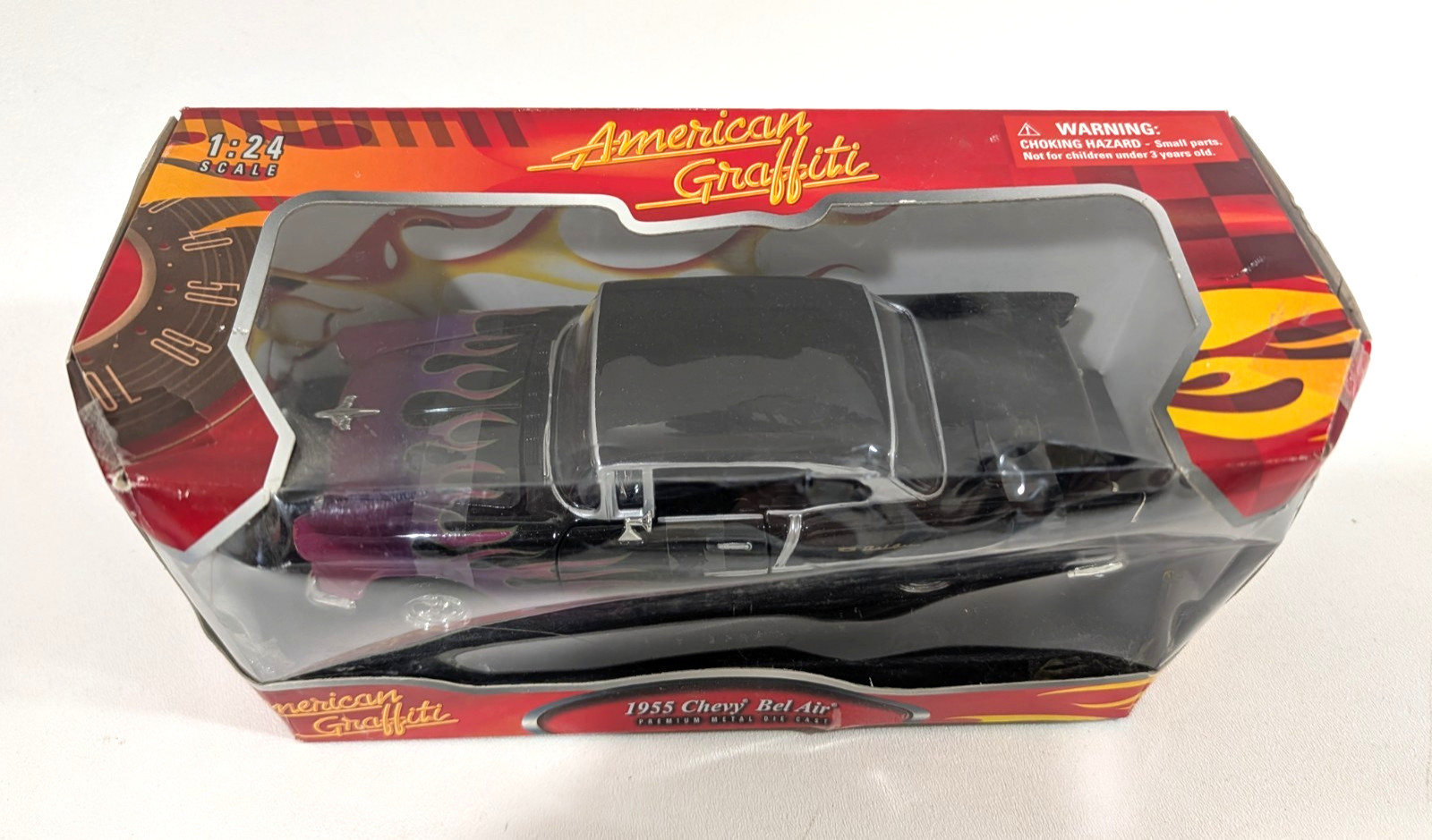 MotorMax 1:24 Scale Die Cast American Graffiti 1955 Chevy Bel Air