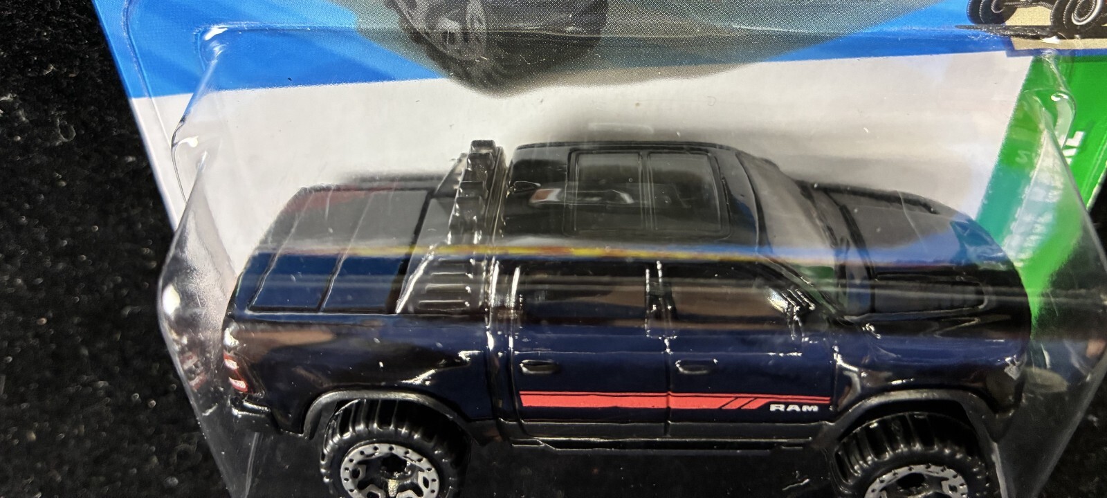 Hot Wheels Dodge ’23 Ram 1500 Black with Red Stripe, Licensed,6.2L Hemi V8