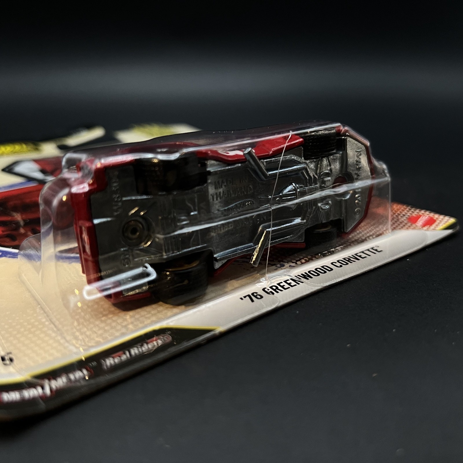 (DAMAGED) Hot Wheels Premium MODERN CLASSICS | 76 GREENWOOD CORVETTE
