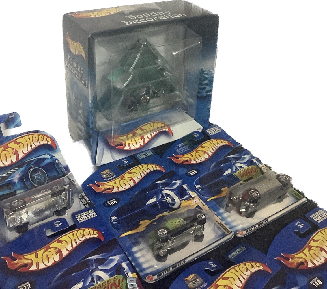 Hot Wheels Bundle – Set of 33 Assorted Cars – (PLEASE SEE PHOTOS) (9250618)