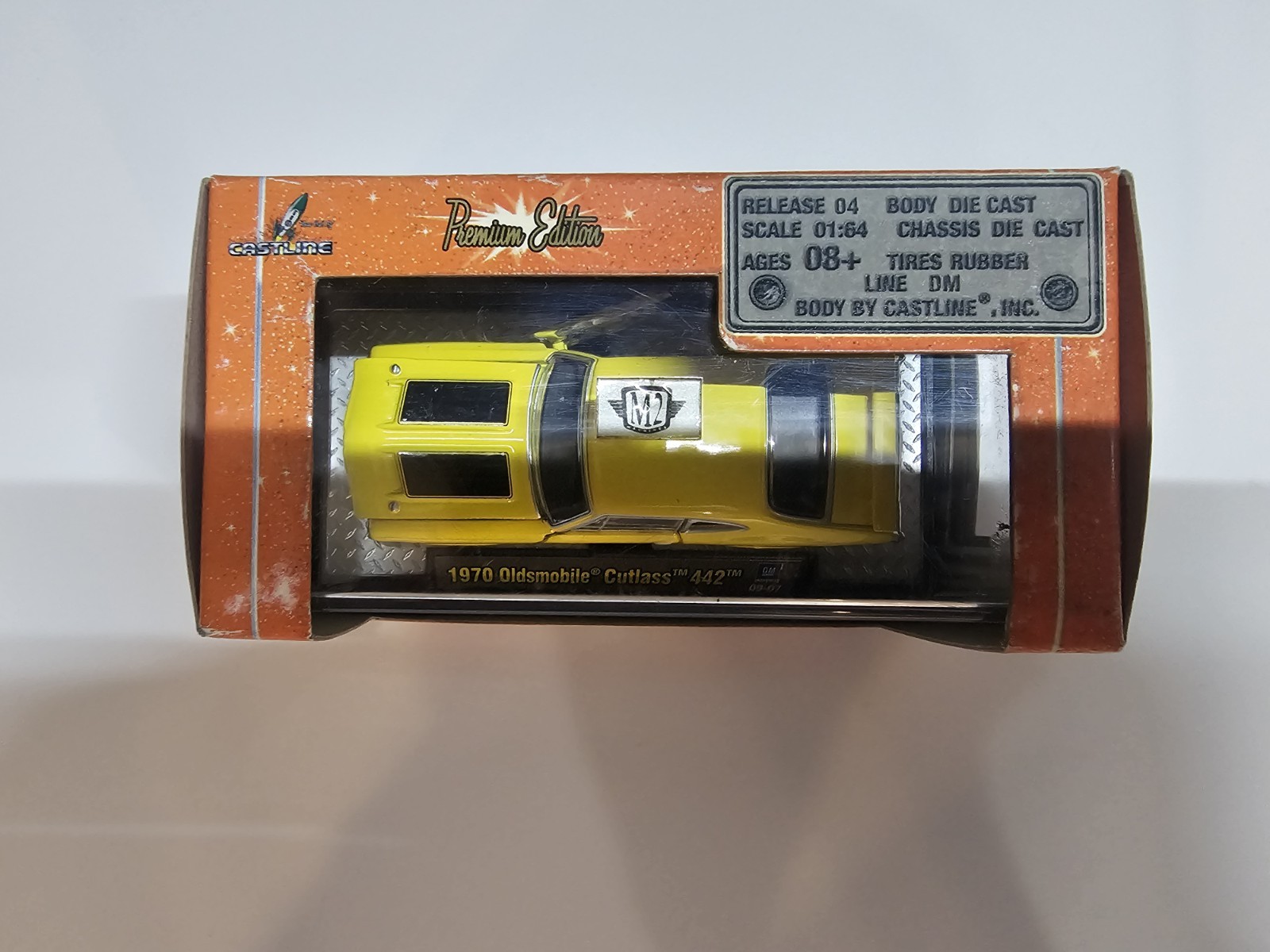 1970 Oldsmobile Cutlass 442 W-30 1/64 M2 Machines Detroit-Muscle,NIB