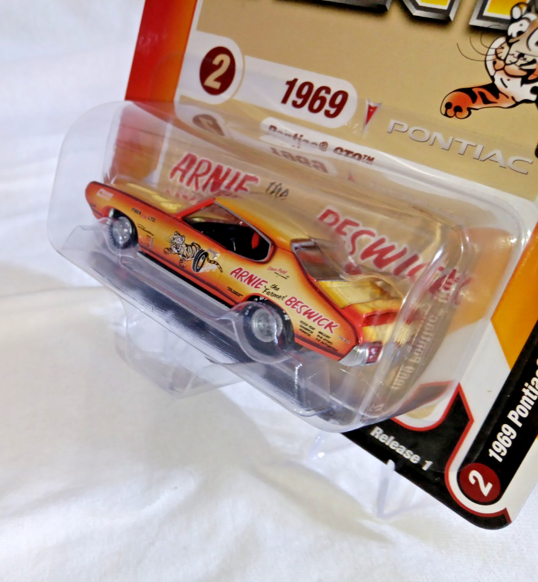 1:64 1969 THE JUDGE PONTIAC GTO ARNIE BESWICK CREAM COMPLETELY OUT OF PRODUCTION