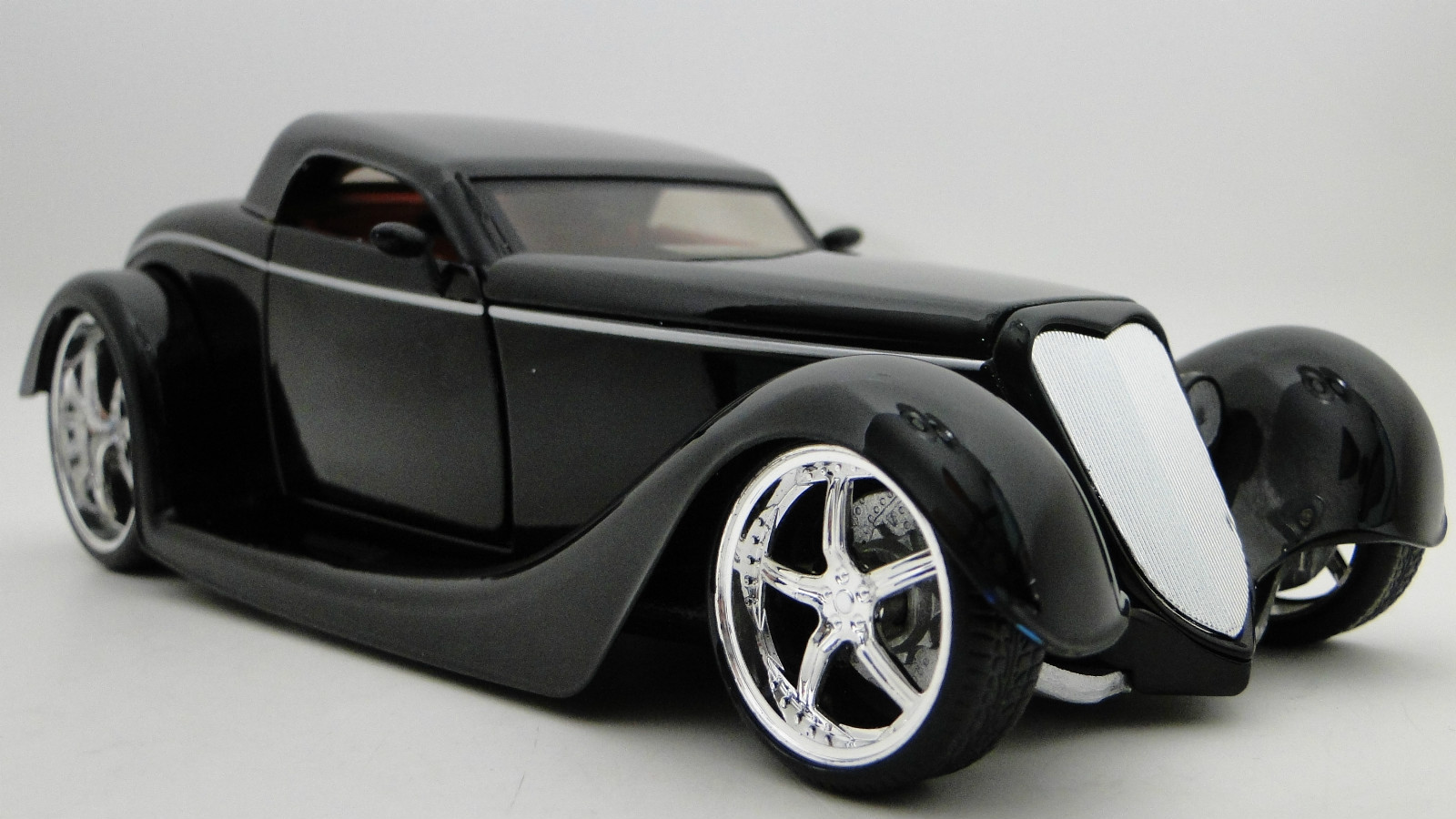 Ford Dragster Hot Rod Race Car1930Custom Built1 24Chopped Drag12Carousel Black18
