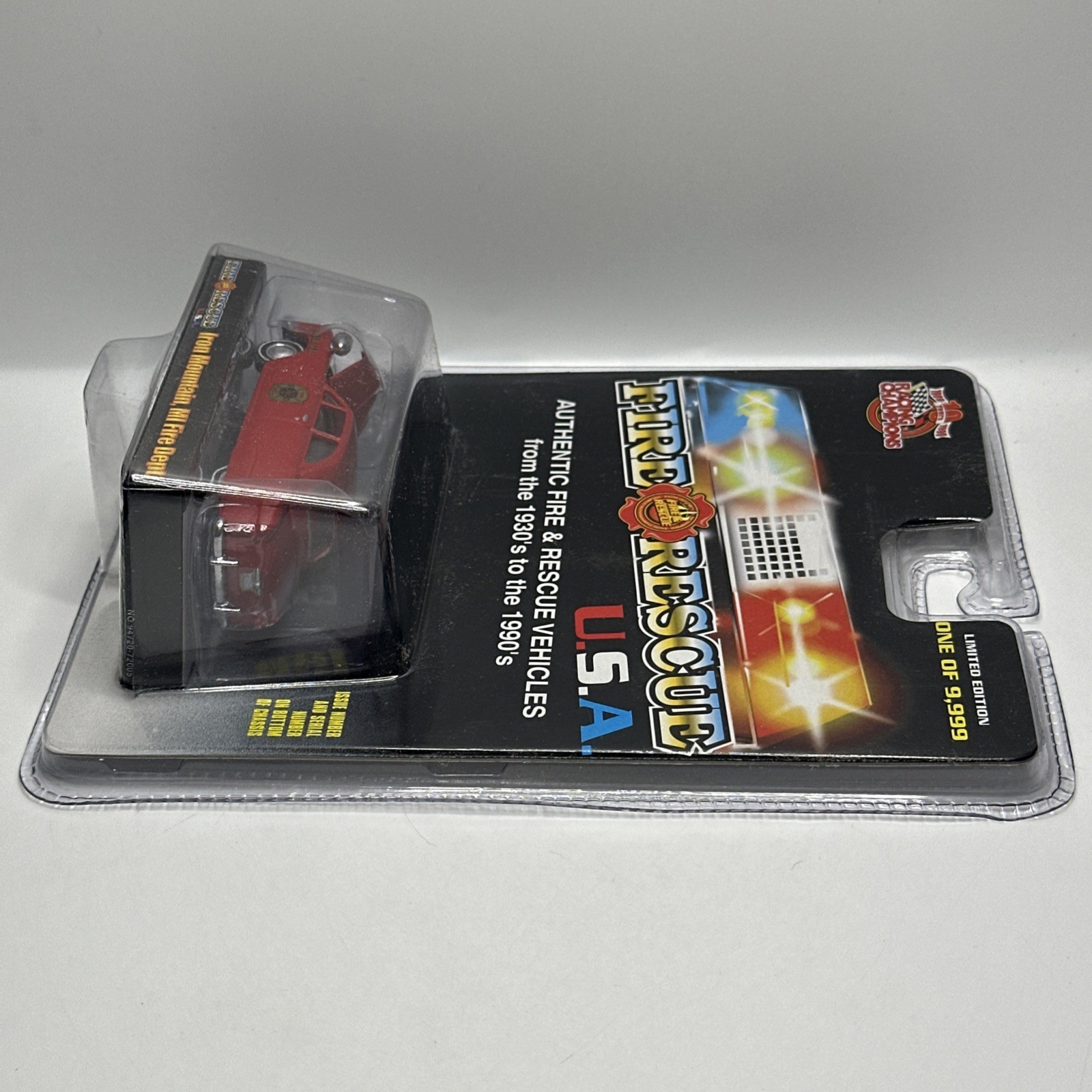 Racing Champions Fire-Rescue USA Iron Mountain, MI Fire Dept. ’50 Ford Coupe NEW