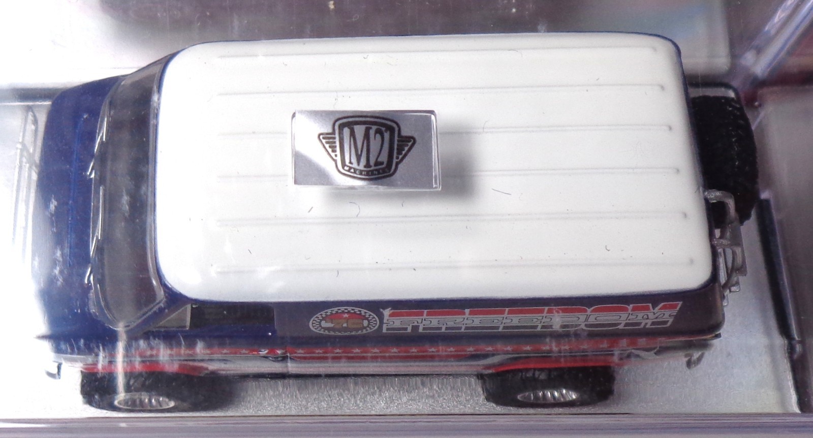 Hobby Exclusive 1976 Chevy Van G10 4X4 M2 HS78 Freedom ’76 Limited Edition 7,766