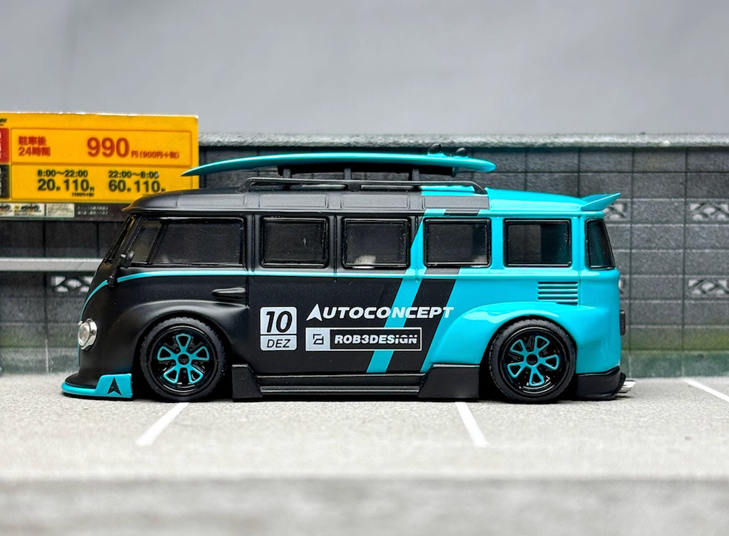 Liberty 1:64 Black Blue VW T1 Kombi Van Camper Sports Model Diecast Metal Car