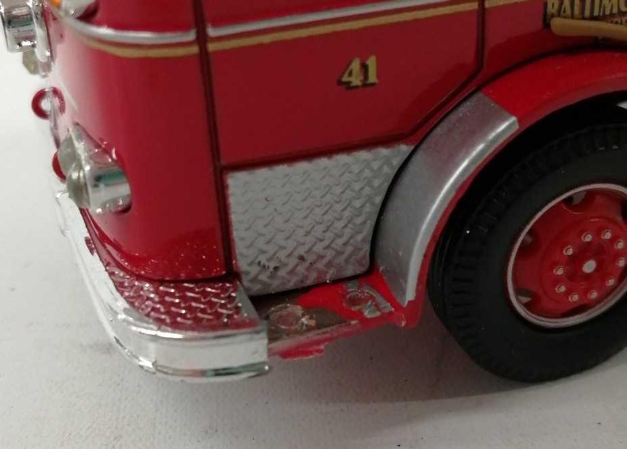 CORGI US50805 Baltimore 1/50 Scale Model Display Vehicle Collectible Used