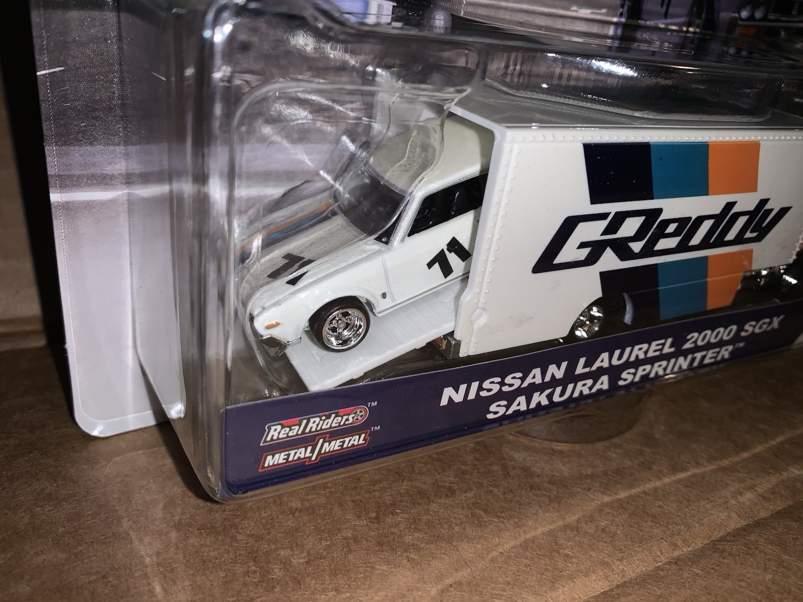 2018 Hot Wheels Team Transport Nissan Laurel 2000 SGX Sakura Sprinter New