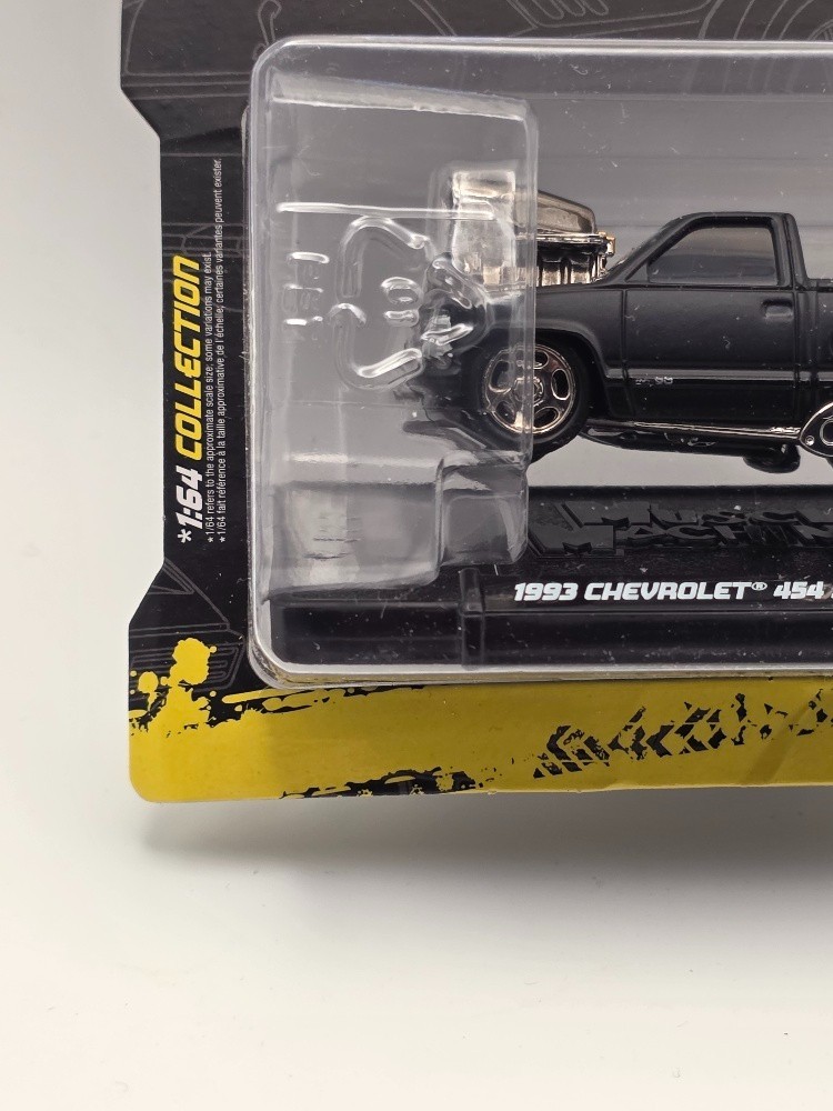 Muscle Machines 1993 Chevrolet 454 SS Pickup #44 By Maisto Matte Black (WN)