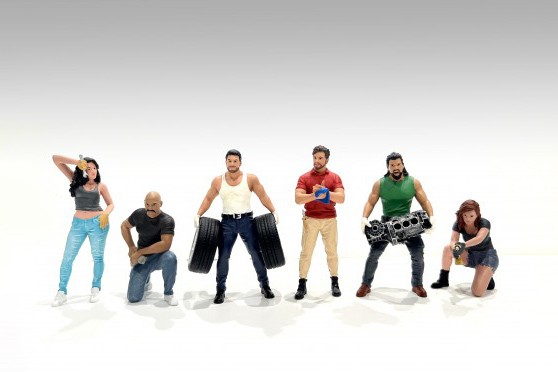“MUSCLE MECHANICS” FIGURE #3 1/24 RESIN FIGURINE SHOWCASTS AD-25203