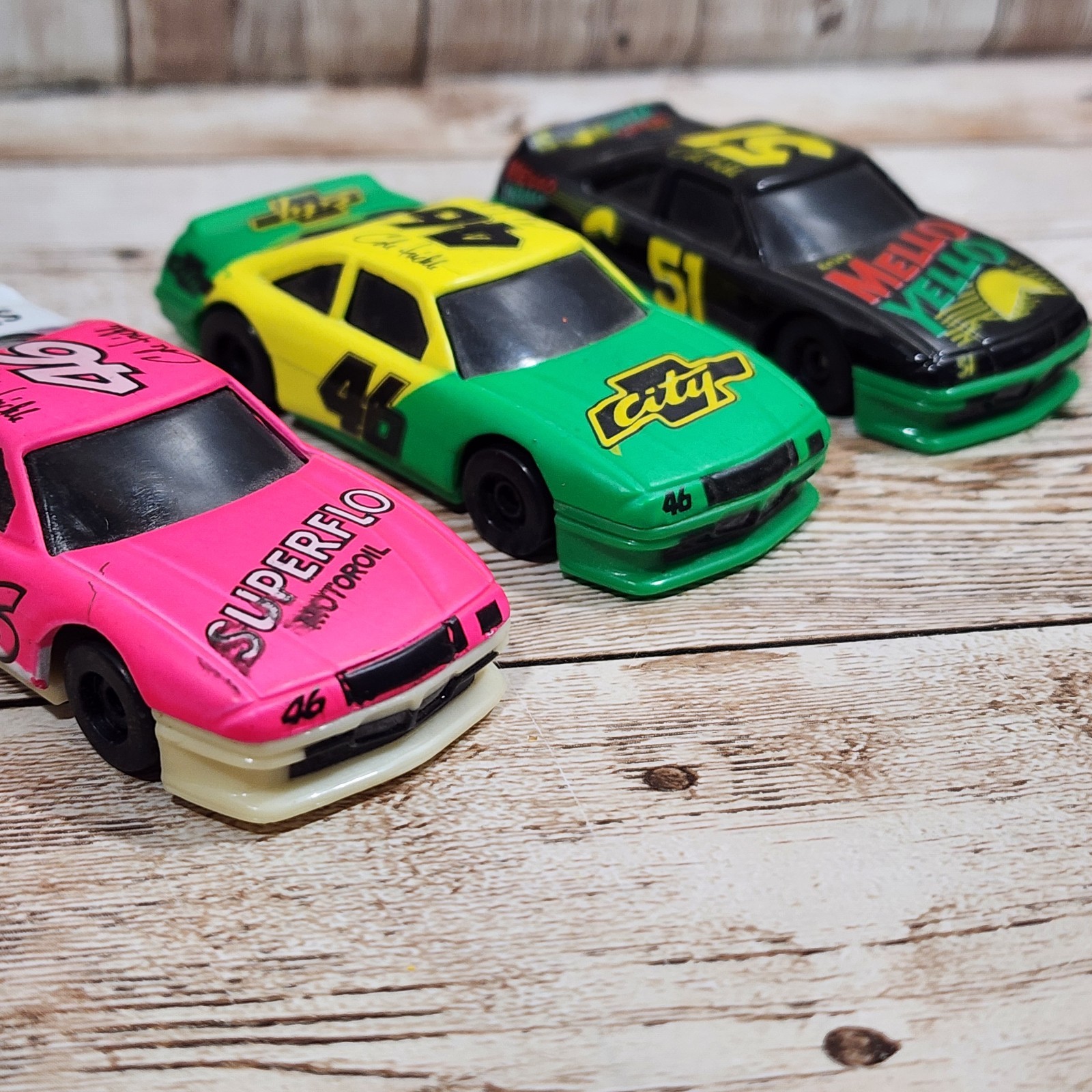 3 Different Racing Champions 1:64 Scale 1990 Superflo City Mello Yellow