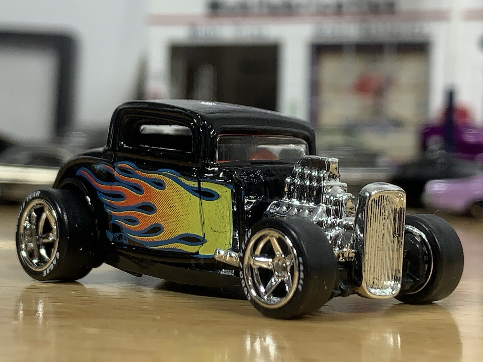 Vintage 1997 Hot Wheels ’32 Ford Black Flamed Hot Rod Custom Wheel Swap