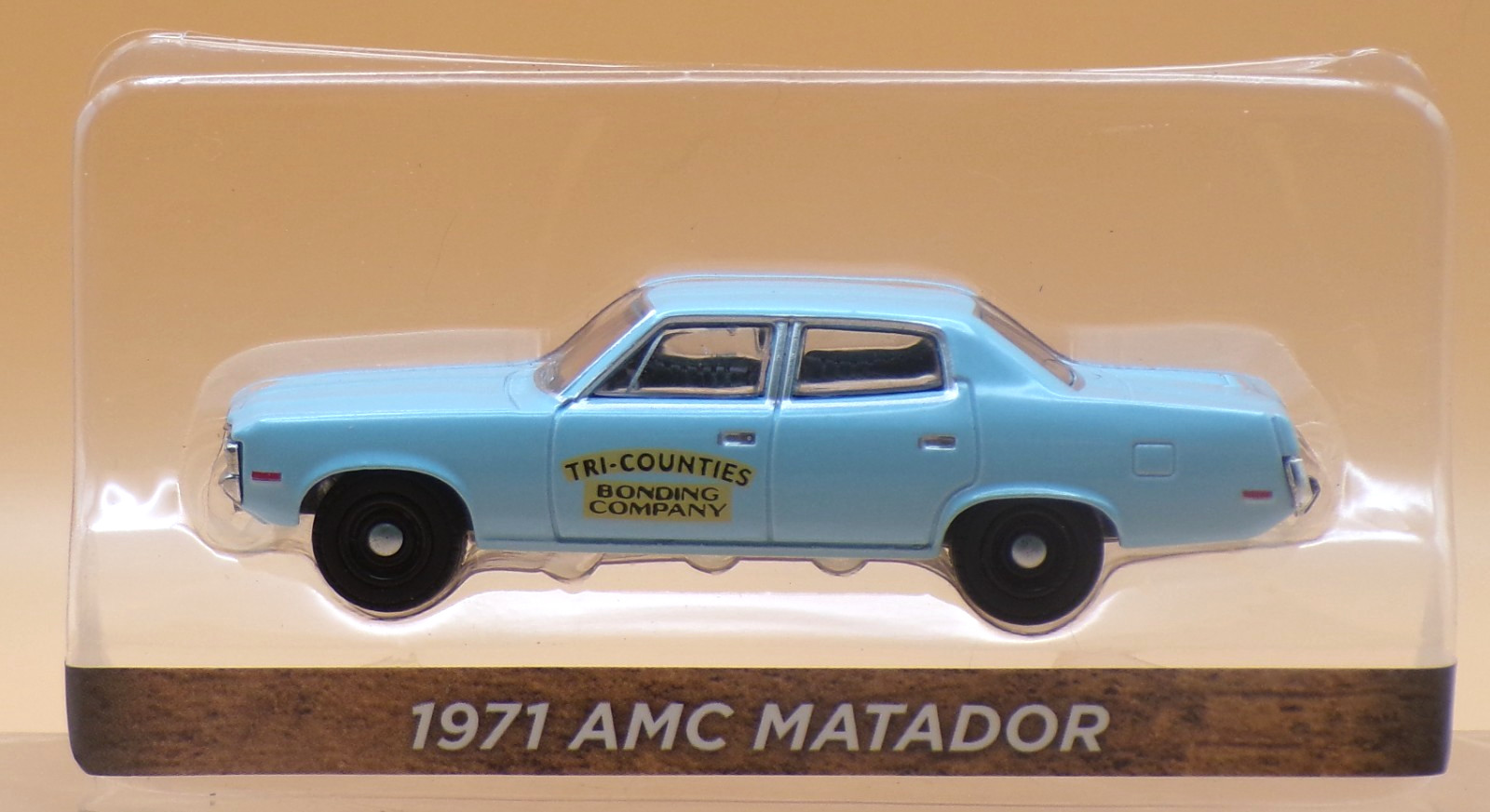 1971 AMC MATADOR..TRI-COUNTY BONDING COMPANY..Greenlight Collectible.. 1:64