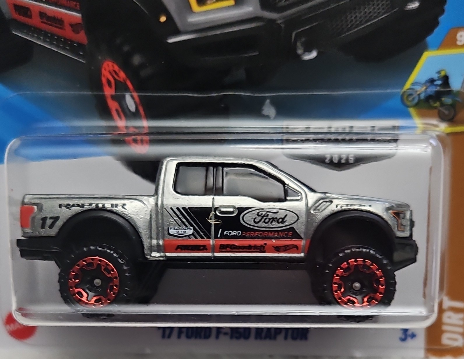 Hot Wheels 2017 Ford F-150 Raptor HW Dirt 1:64 Diecast Silver/Black/Red Zamac