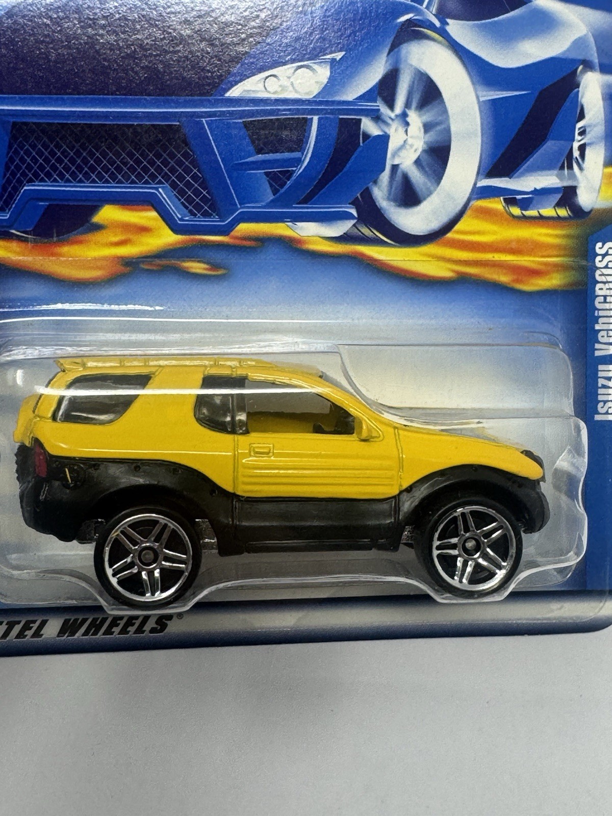 Hot Wheels Yellow Isuzu Vehicross #144 A4