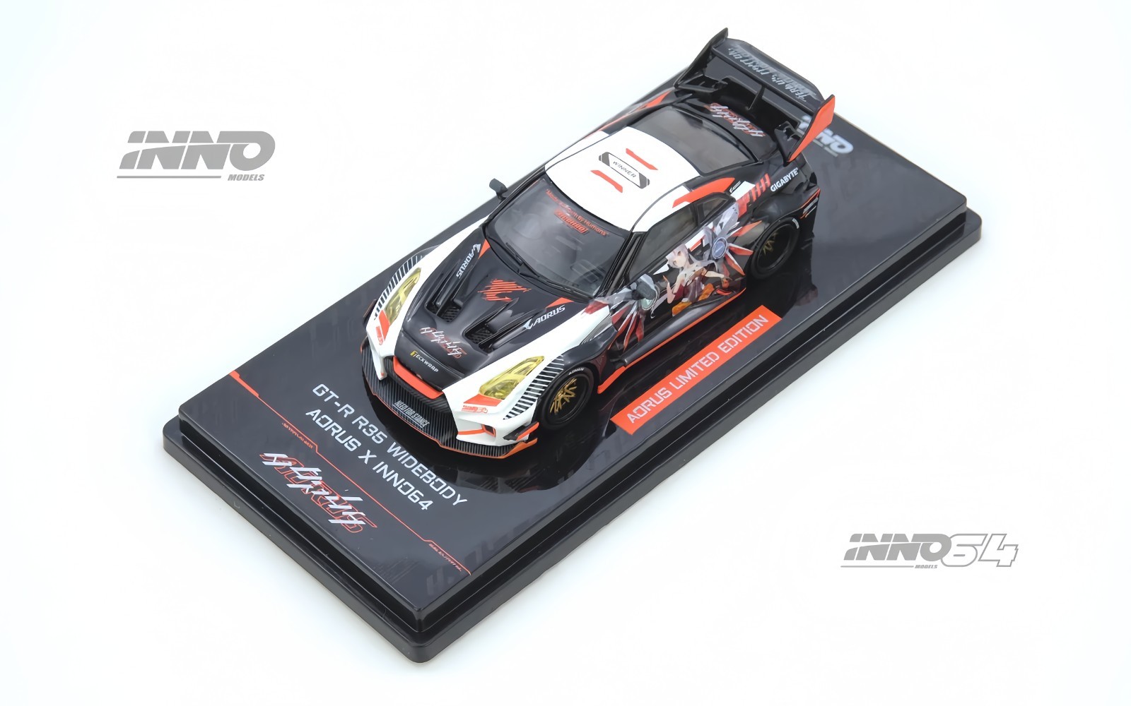 INNO64 1:64 Nissan GT-R R35 Widebody Aorus x INNO64