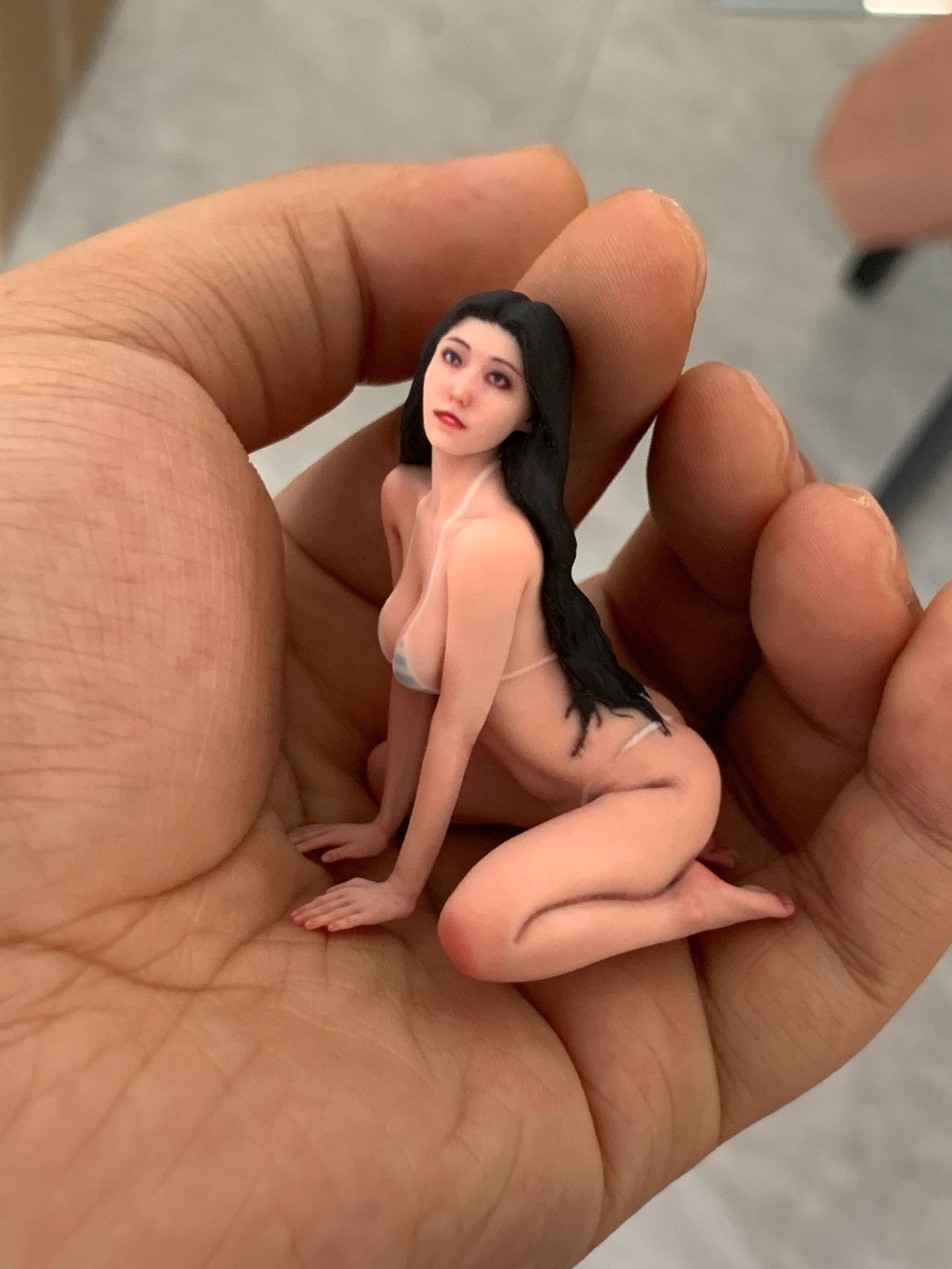 1/18 Diorama Sexy Kneeling Beauty Girl Scene Miniature Figure Doll For Car Toy