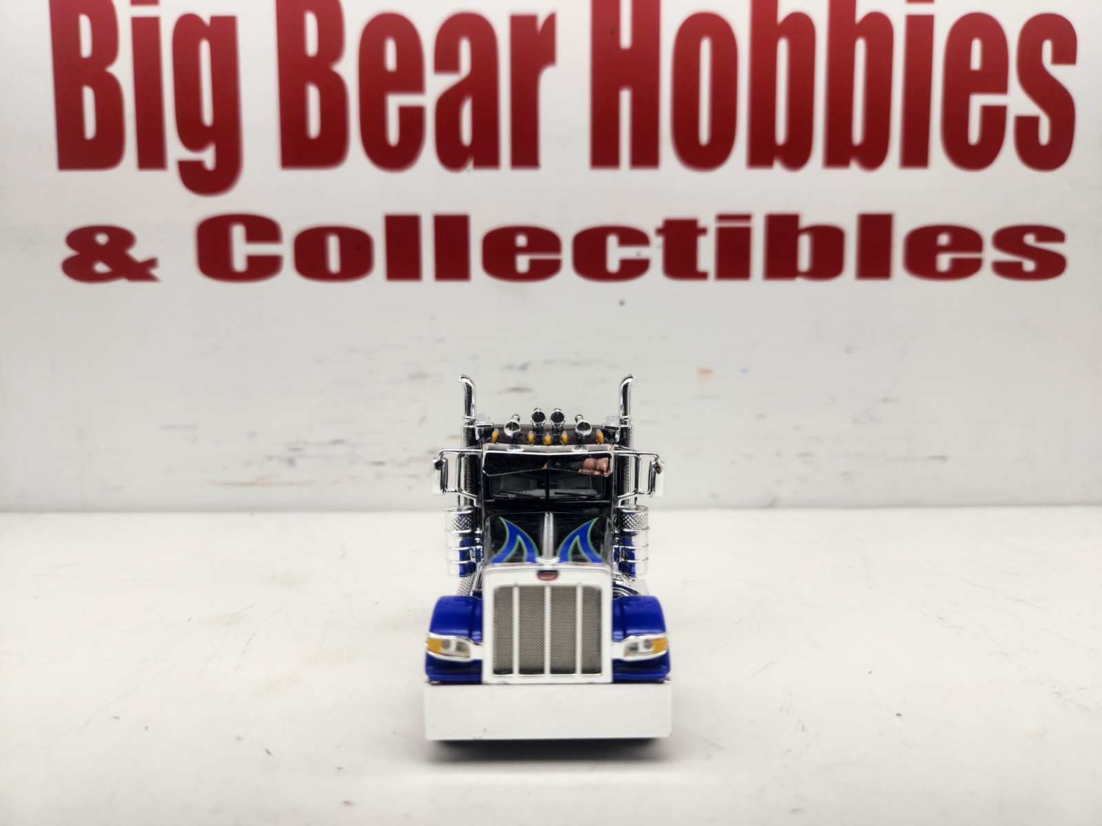 1/64 DCP/FG Black,Blue,Green 389 Day Cab Heavy Haul Chassis For Custom Builds