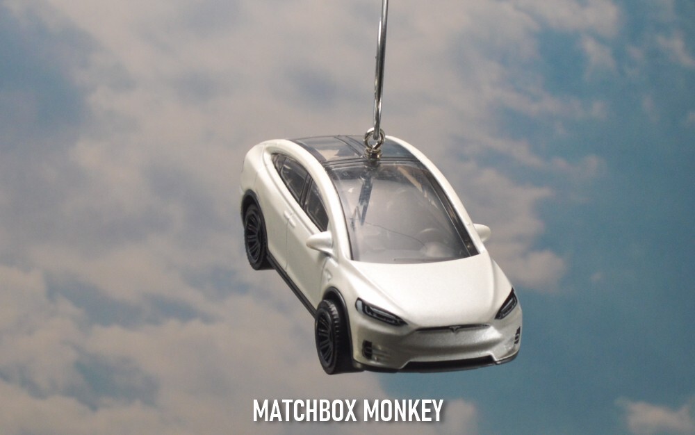 NEW Tesla Model X Electric SUV Crossover Car Christmas Ornament 1/64 Elon Musk