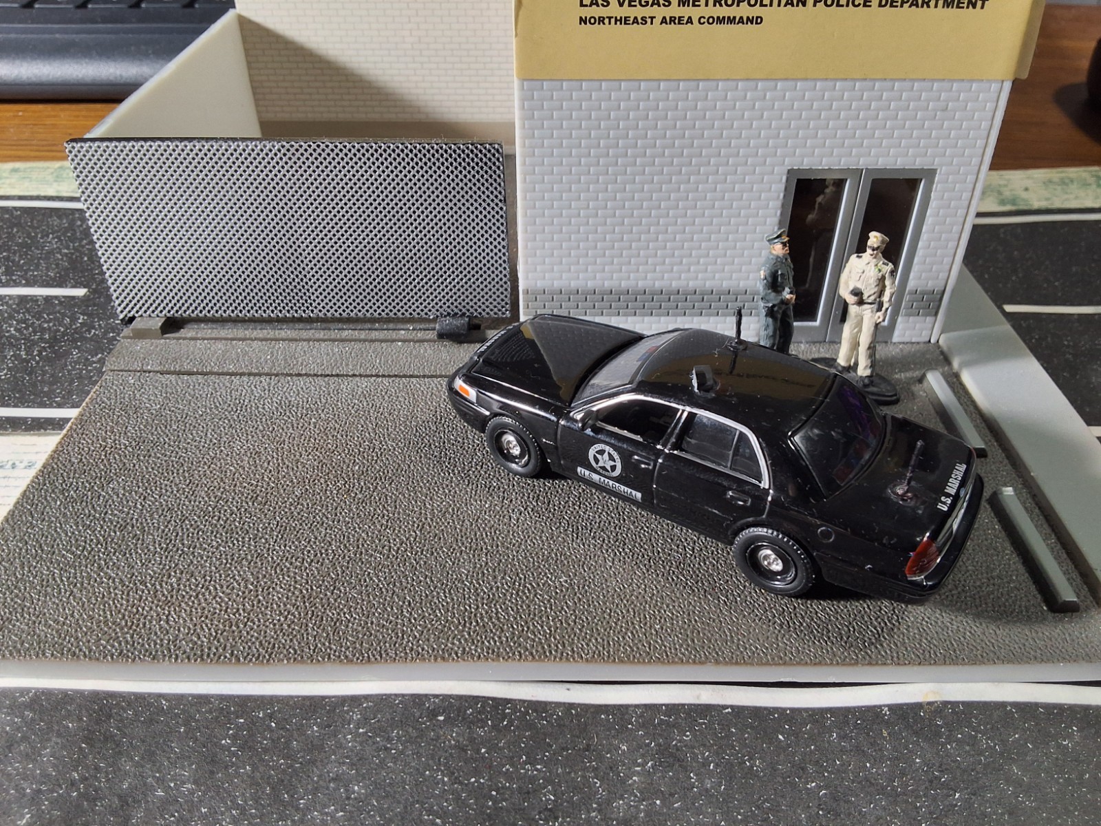 Greenlight Police Ford Crown U.S.MARSHAL SLICK TOP plate reader Custom unit!