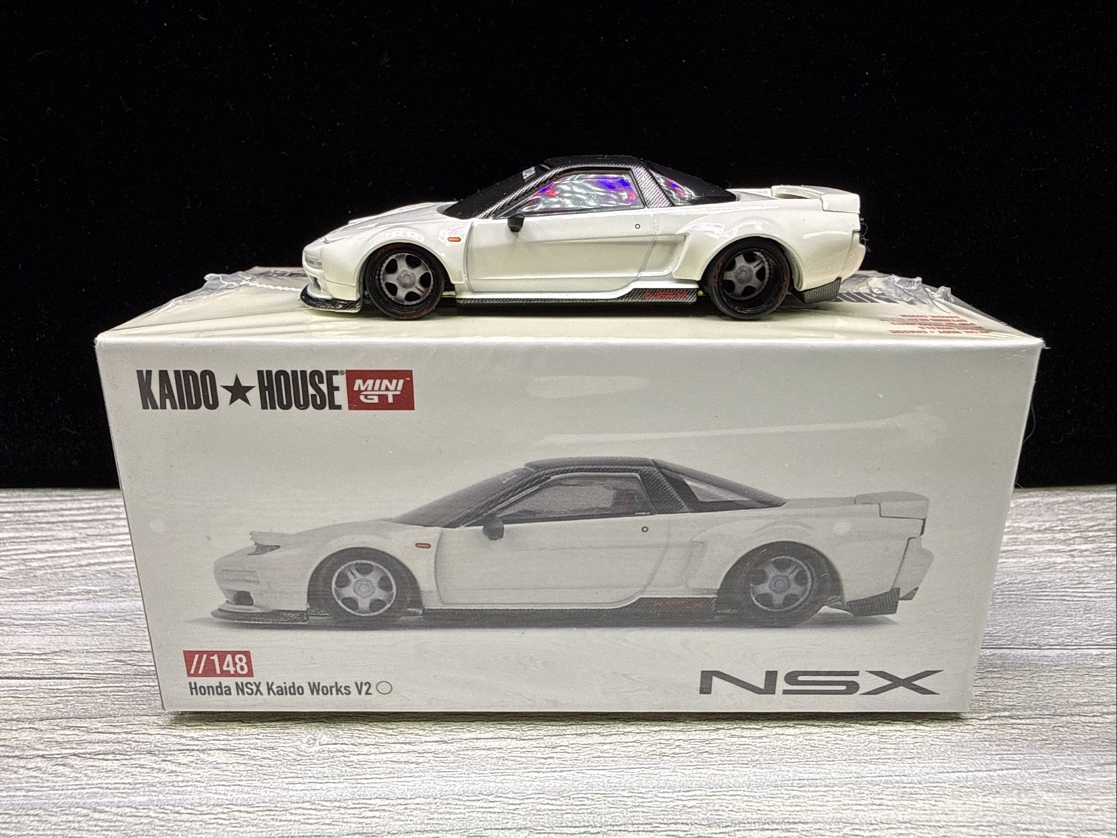 Kaido House x Mini GT 1:64 Honda NSX (NA1) Kaido WORKS V2 White KHMG148