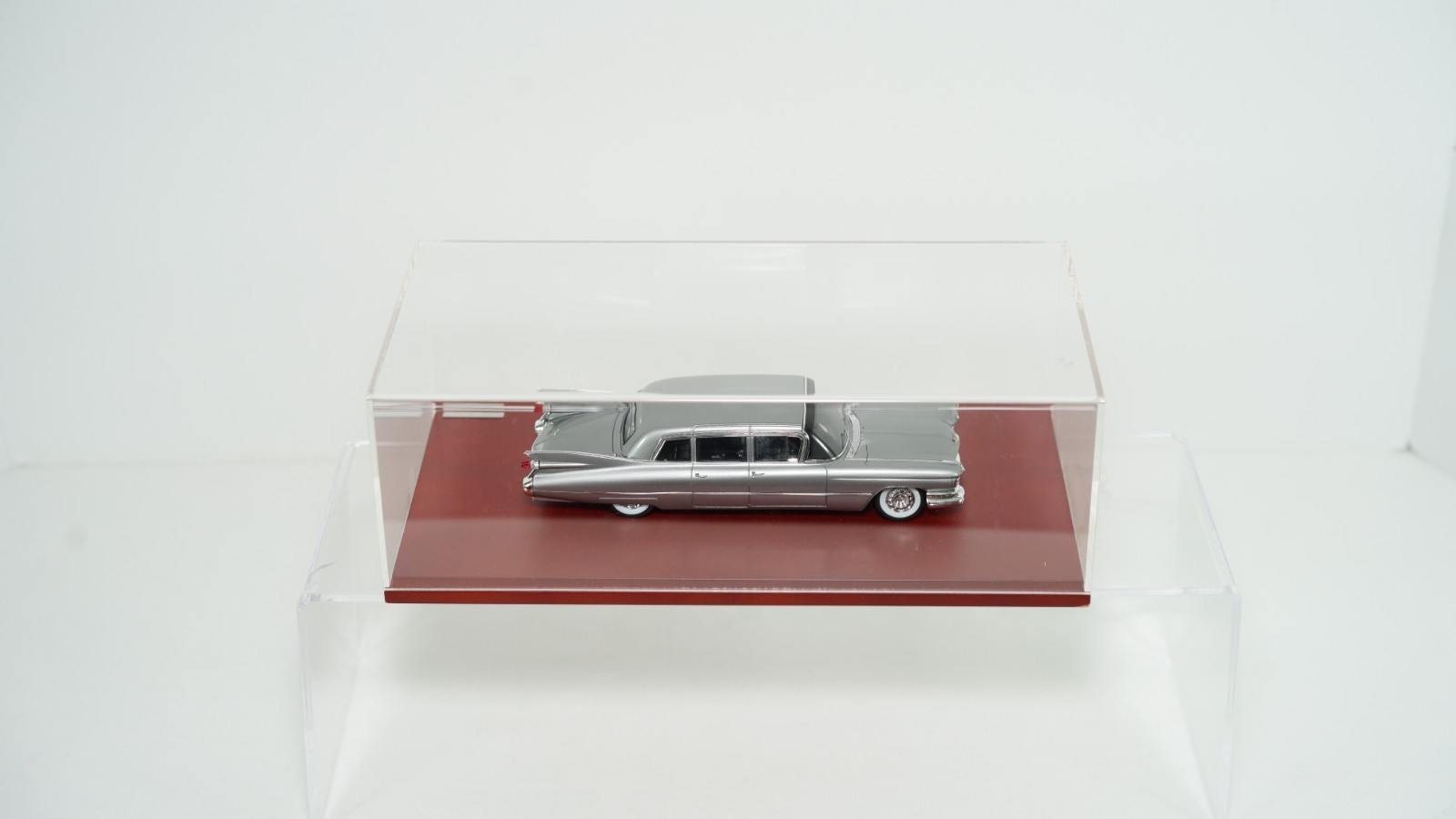 TSM Model 1/43 Diecast 1959 Cadillac Series 75 Limousine No Box B16
