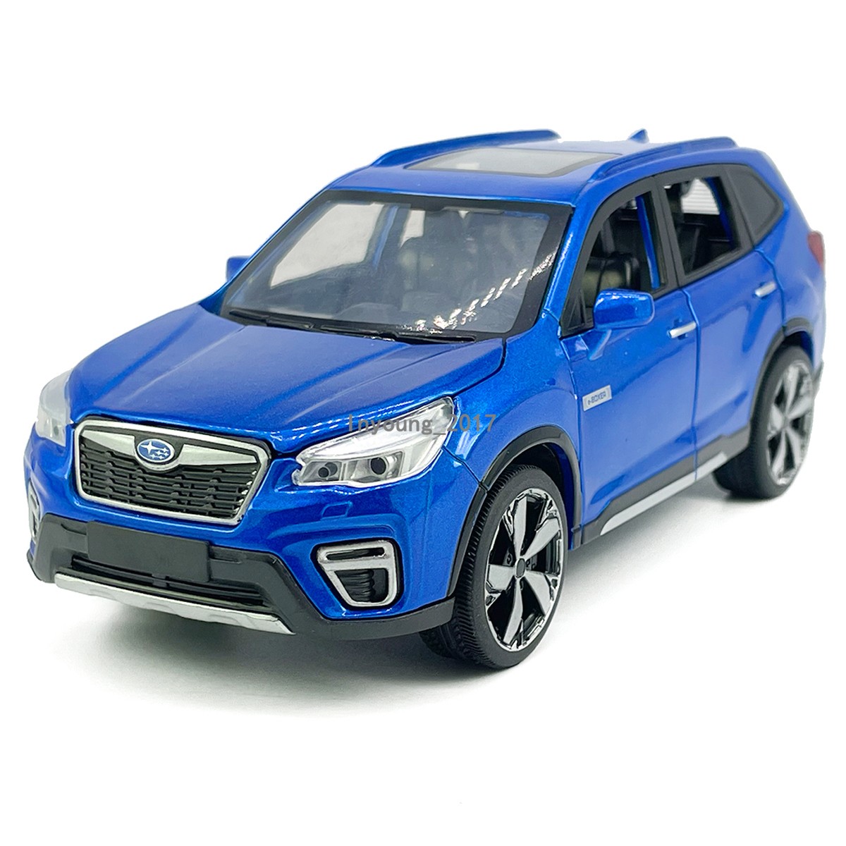1:30 Subaru Forester Model Toy Car Diecast Toy Vehicle Toys for Boys Gifts Blue