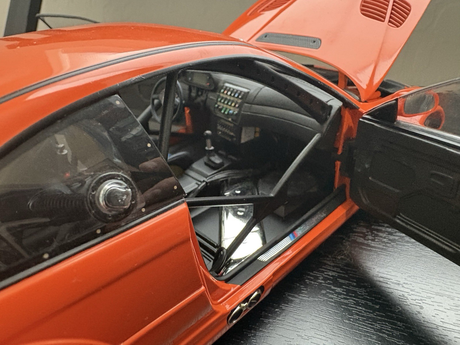 1:18 Minichamps BMW E46 M3 GTR Street 2001 – Orange