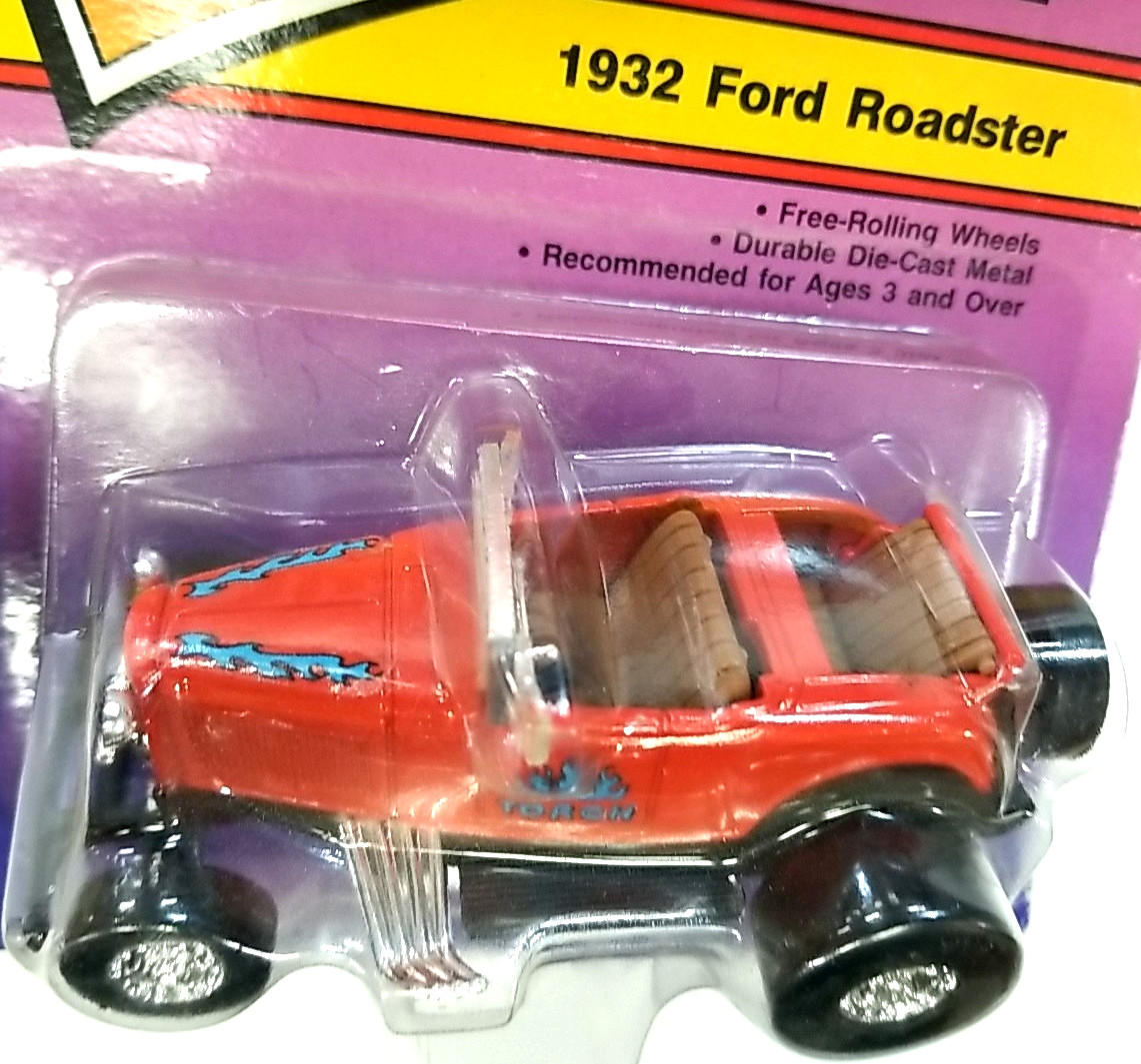 ERTL 1989 Hot Roddin’ 1932 Ford Roadster Custom Street Rod (box 143)
