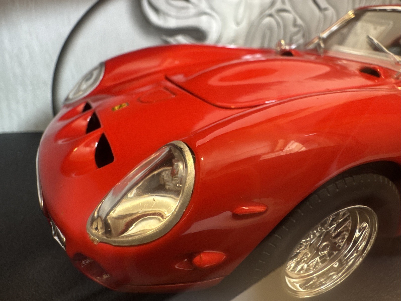 NIB Hot Wheels 1:18 DieCast 1962 Ferrari 250 GTO Rosso Corsa Racing Red