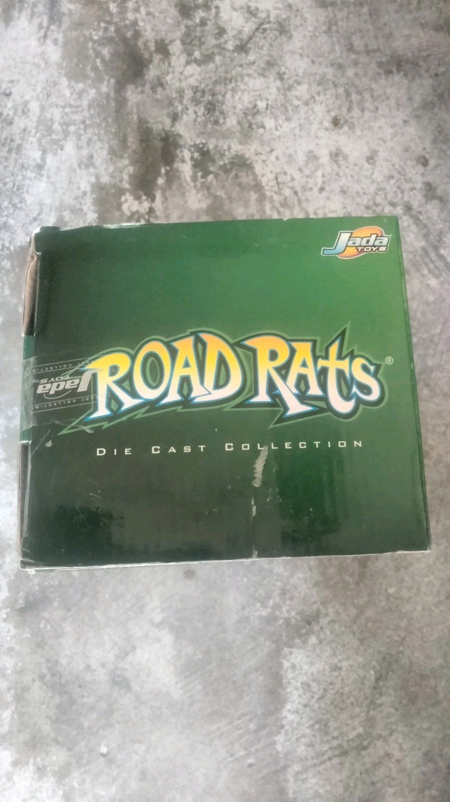 JADA ROAD RATS 1:24 (Customized) “1961 Chevy Impala” with 3 Homie Hood Rats RARE