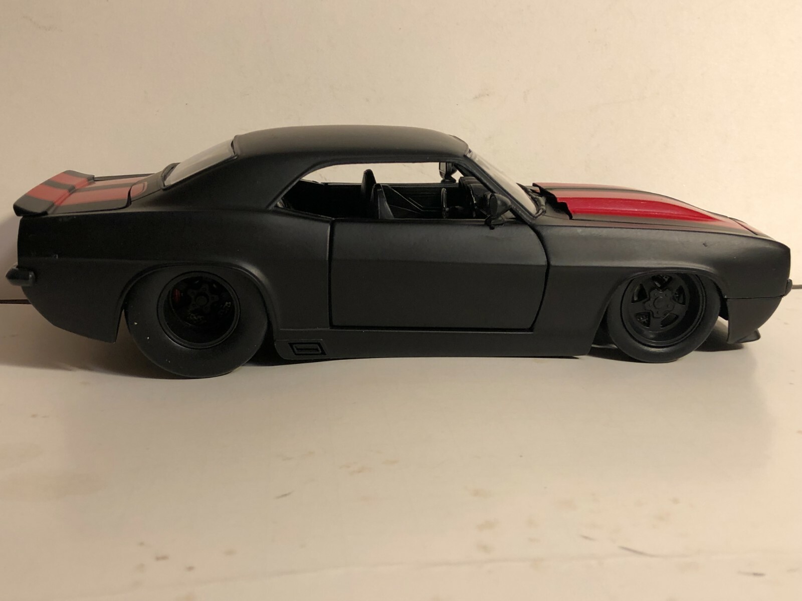 JADA BIGTIME BTM 1969 CHEVY CAMARO Z28 MATTE BLACK W/ RED 1:24 NEW NO BOX