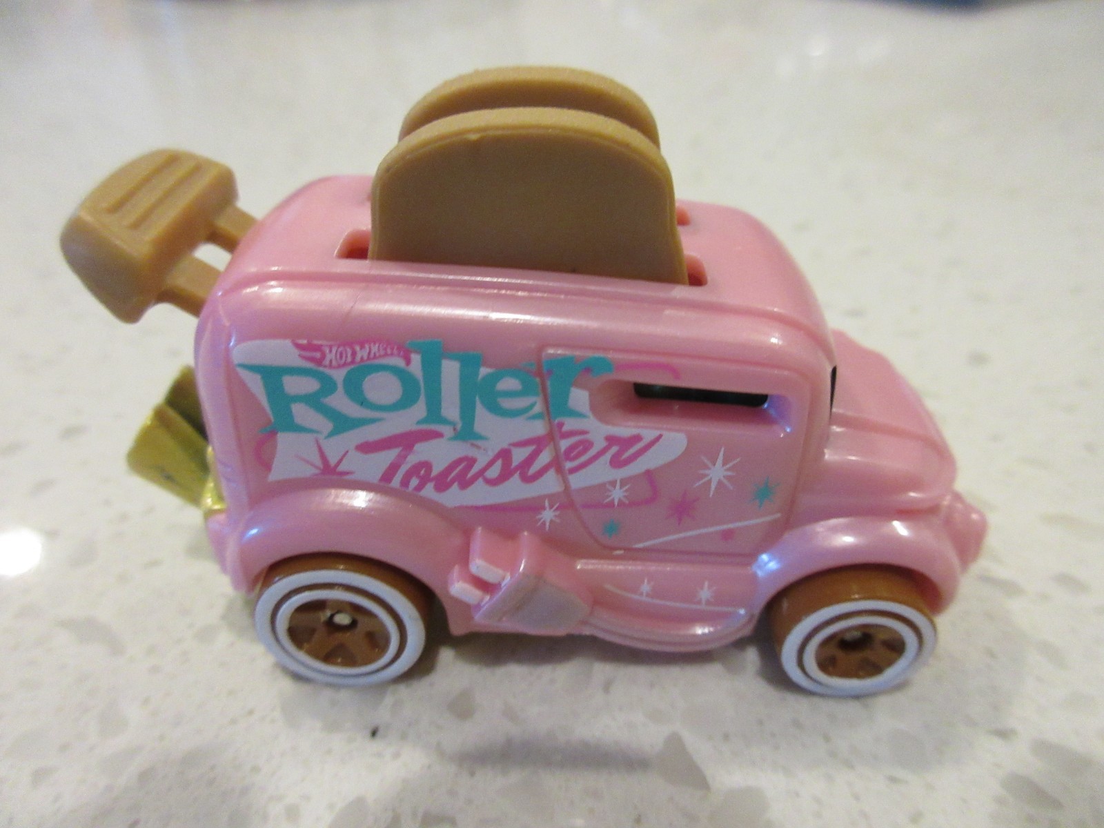 2026 Hot Wheels Roller Toaster Yellow Experimotors 1:64 DIECAST Toy Race Car